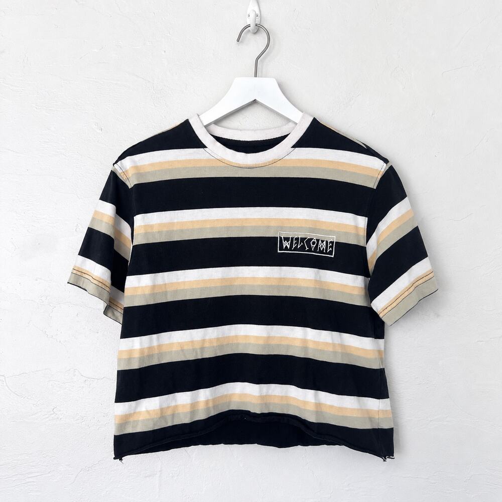 Welcome Skateboards Striped Embroidered Logo Cropped T-Shirt Size S Skater